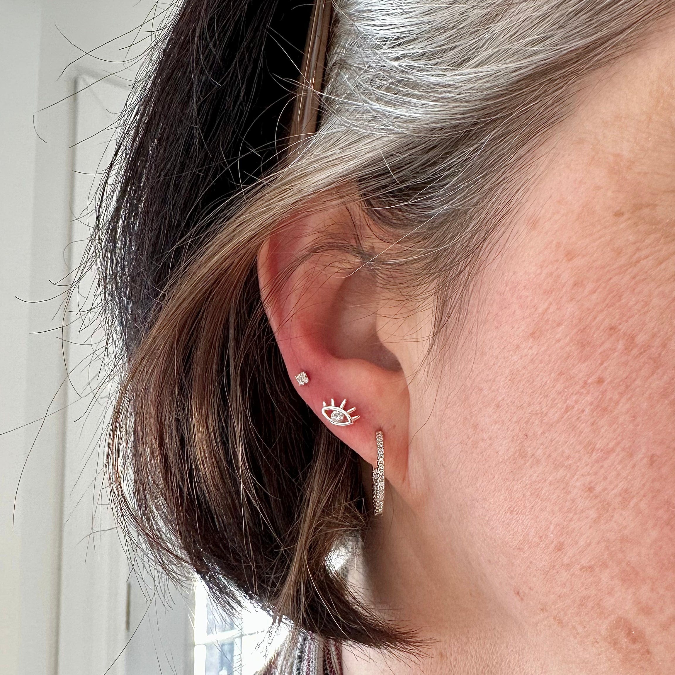 mathieu-blanchard-boucles-d-oreilles-argent-boucles-d-oreilles-les-minis-carres-en-argent-sterling-38969556271352.jpg